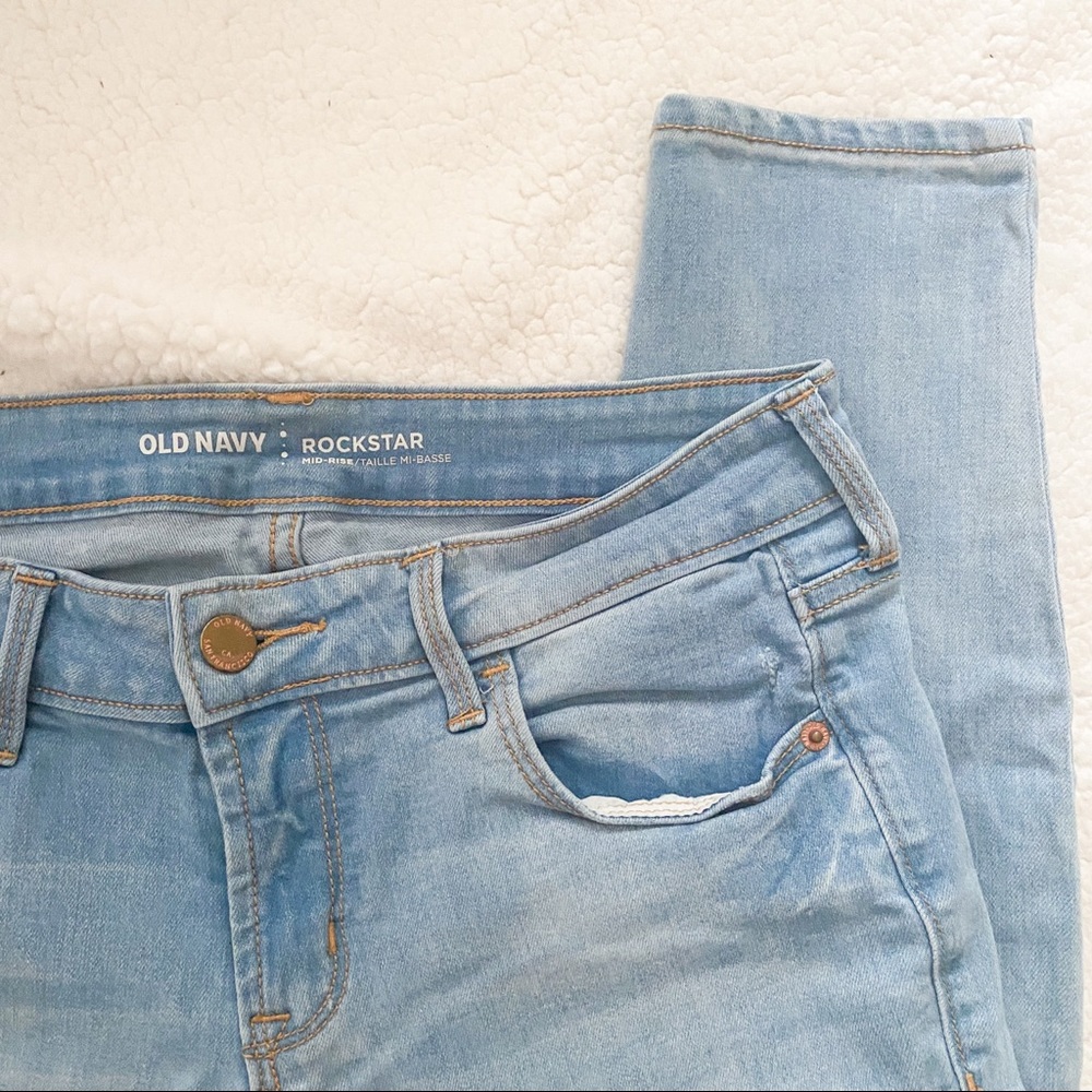 6 PETITE | Old Navy Rockstar Mid-Rise Jeans